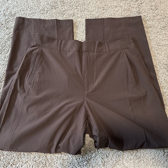 NWT GapFit Tech High Rise Barrel Trousers - Picture 2 of 4